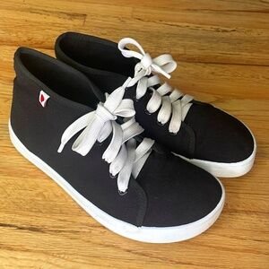 Anatomic barefoot shoes high top canvas sneaker